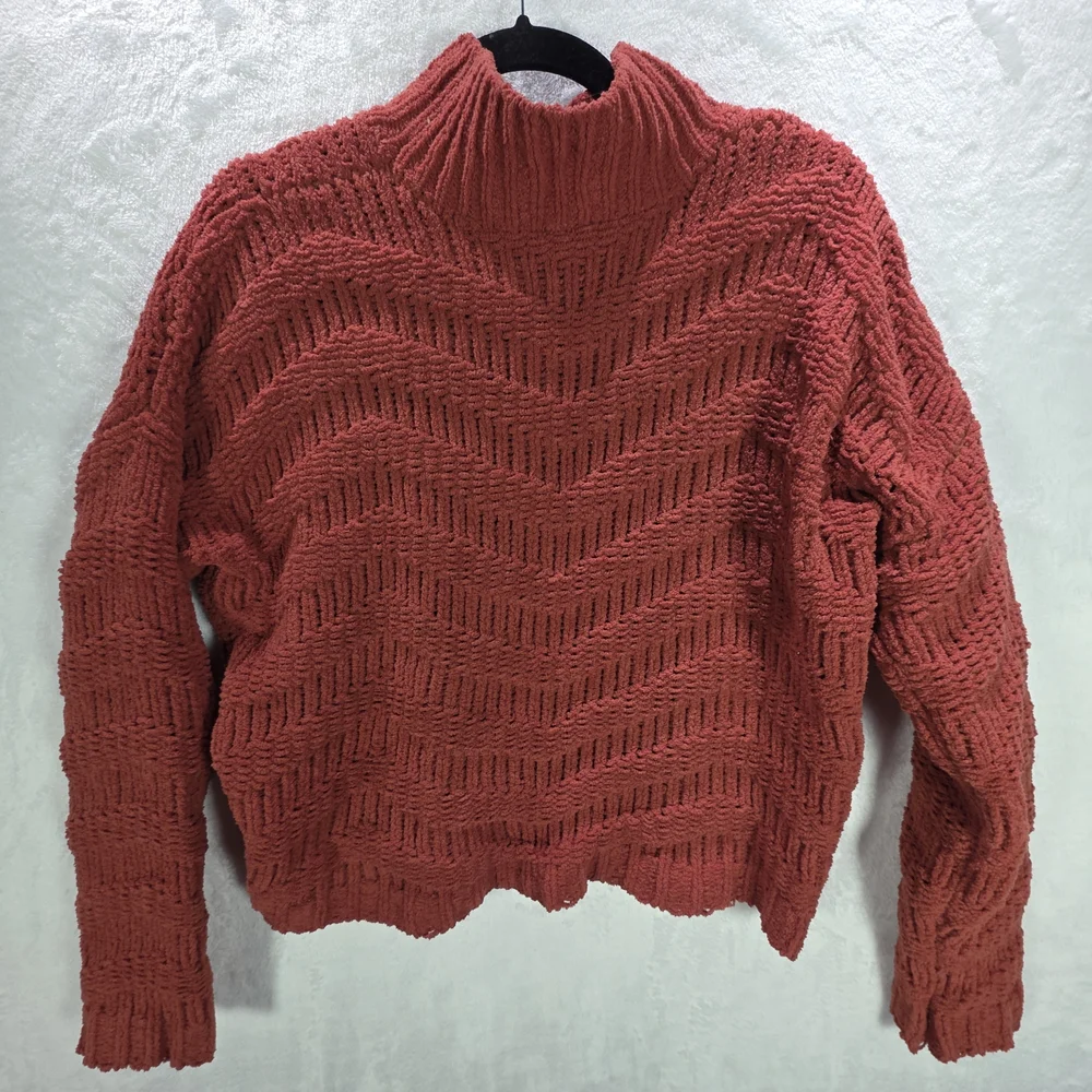 Moon & Madison Cozy Rust Color Knit Crop Sweater